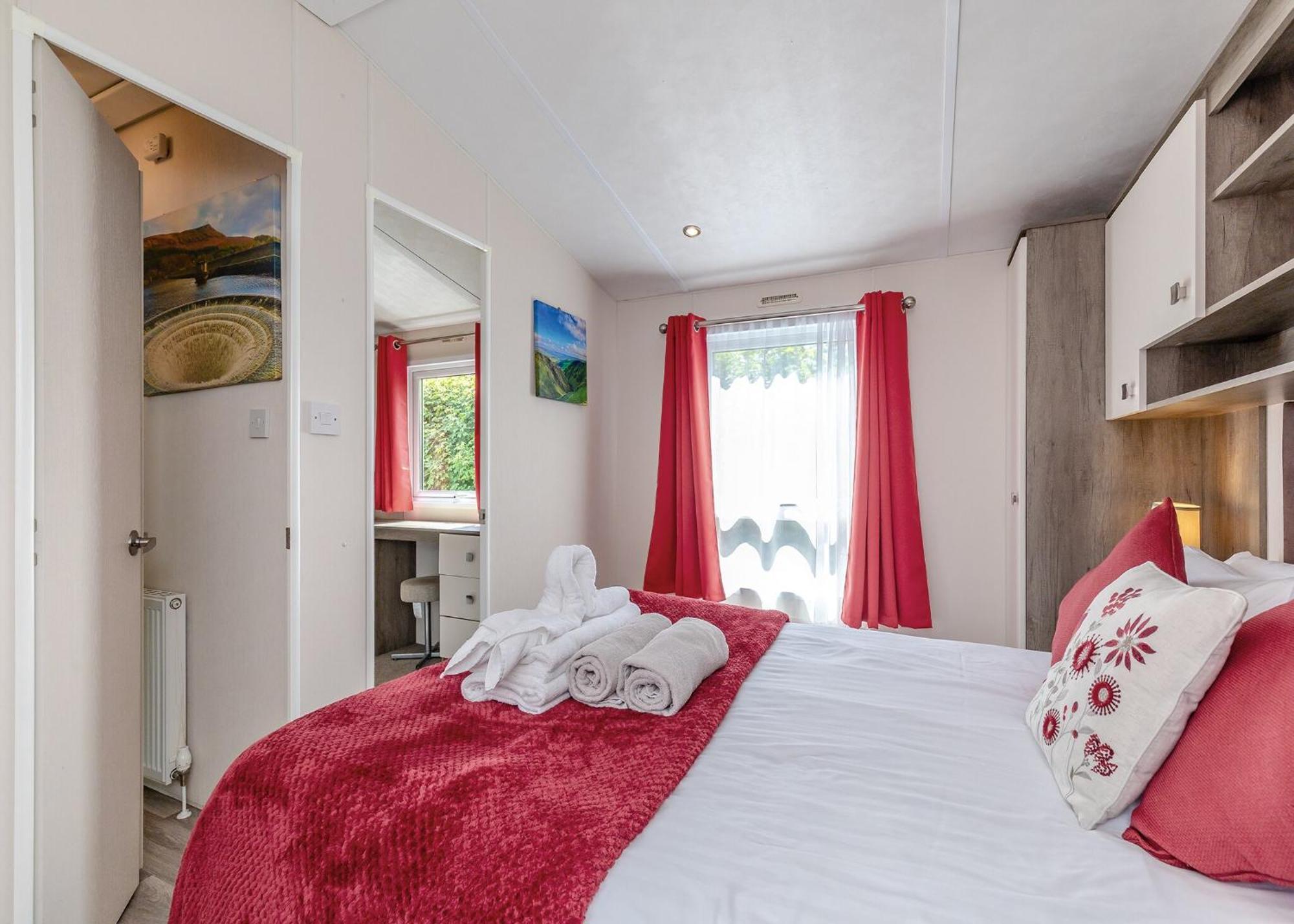 Longnor Wood Holiday Park Dış mekan fotoğraf