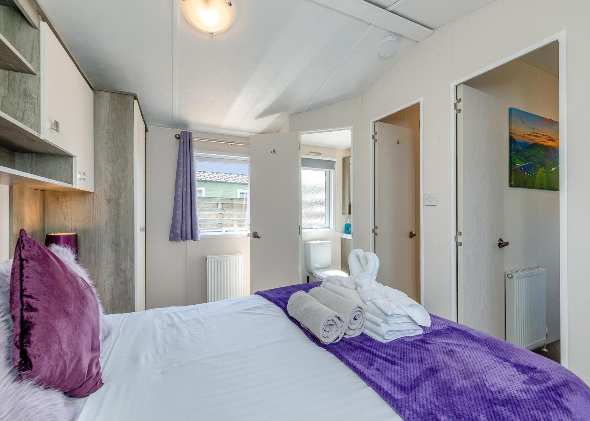 Longnor Wood Holiday Park Dış mekan fotoğraf