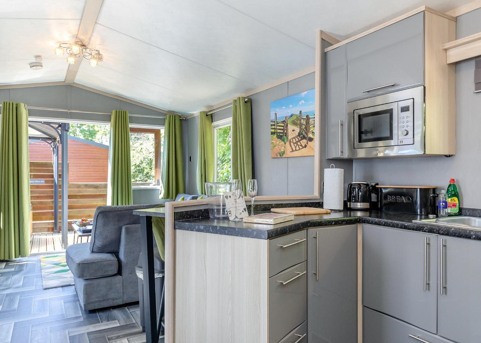 Longnor Wood Holiday Park Dış mekan fotoğraf