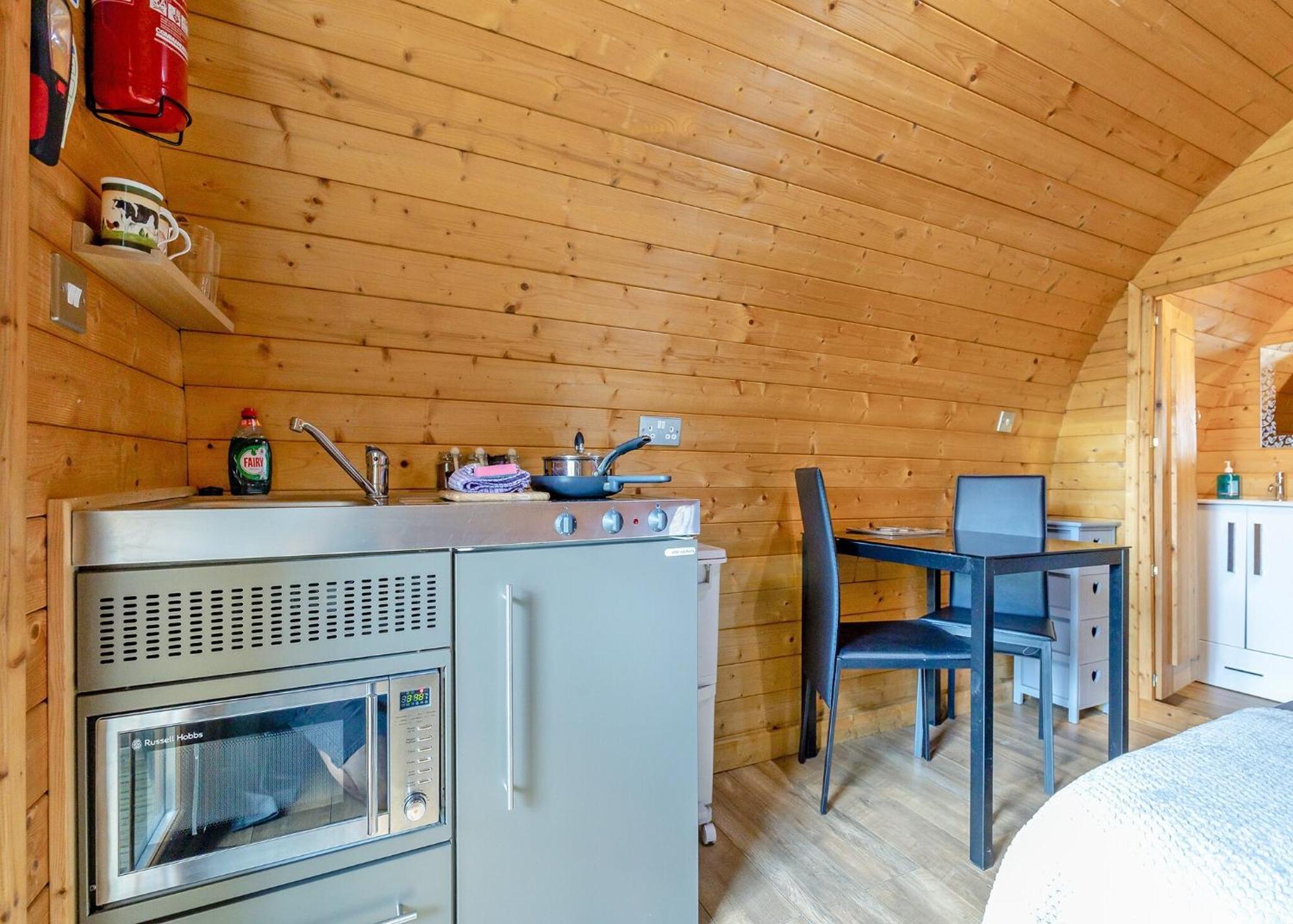Longnor Wood Holiday Park Dış mekan fotoğraf