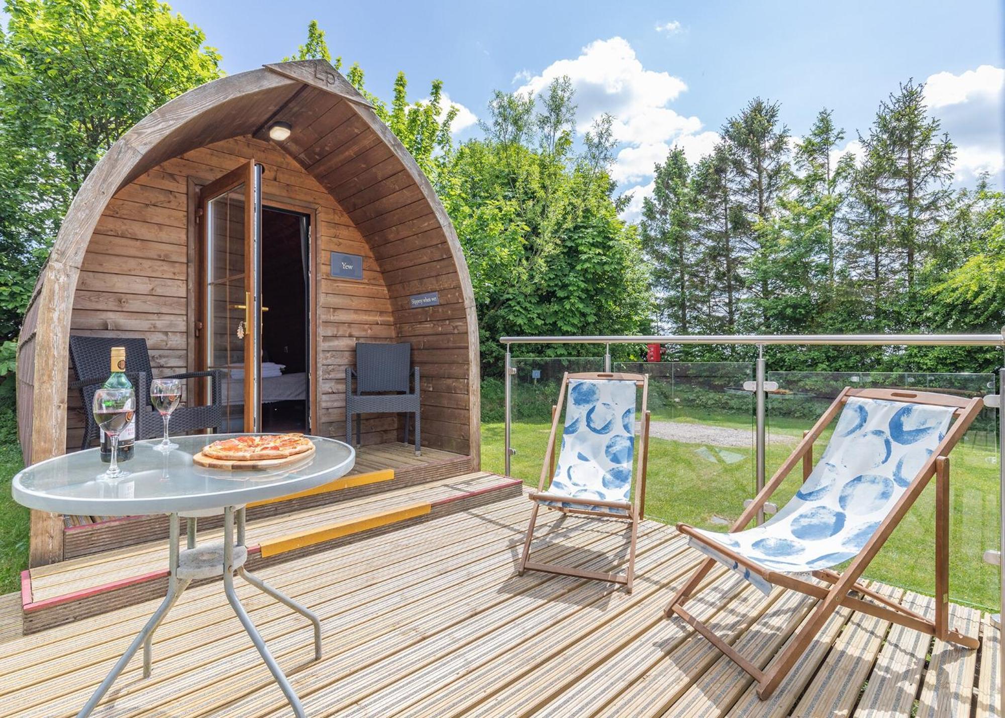 Longnor Wood Holiday Park Dış mekan fotoğraf