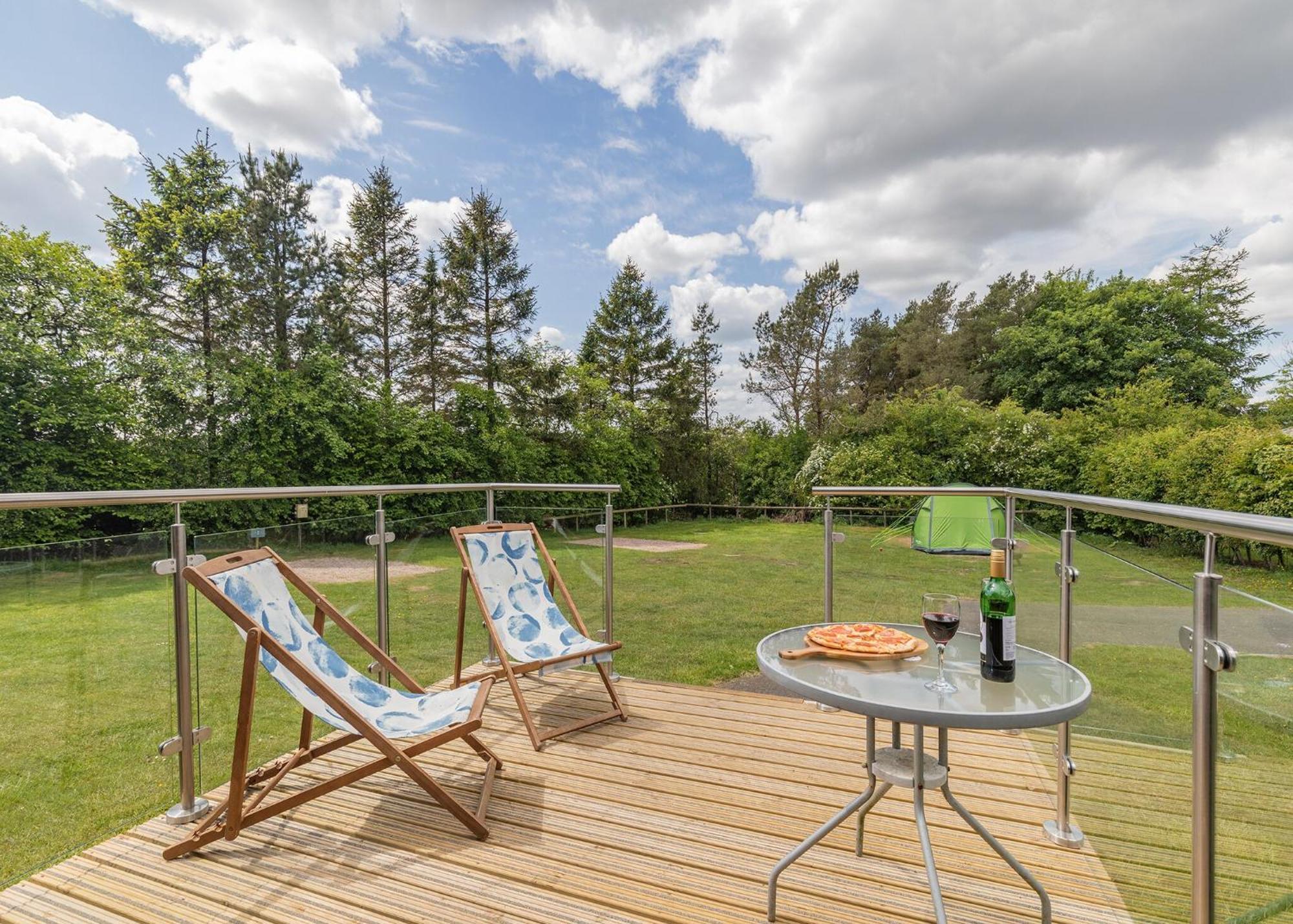 Longnor Wood Holiday Park Dış mekan fotoğraf