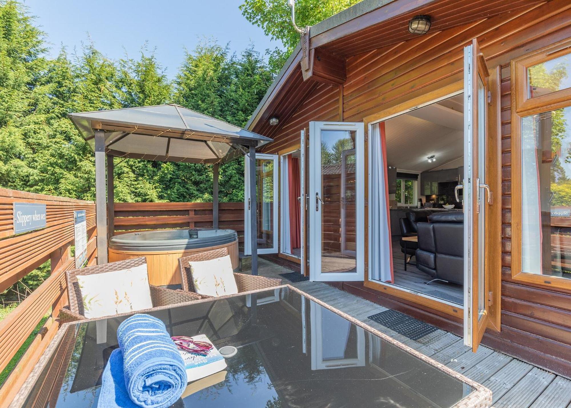 Longnor Wood Holiday Park Dış mekan fotoğraf