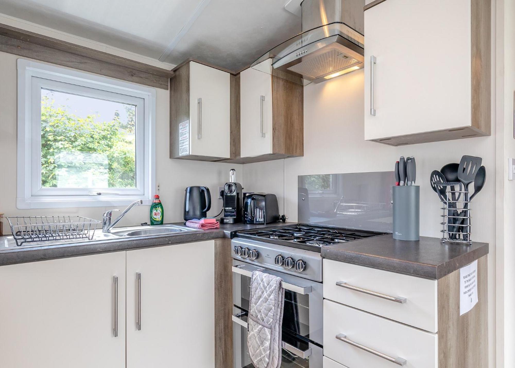 Longnor Wood Holiday Park Dış mekan fotoğraf