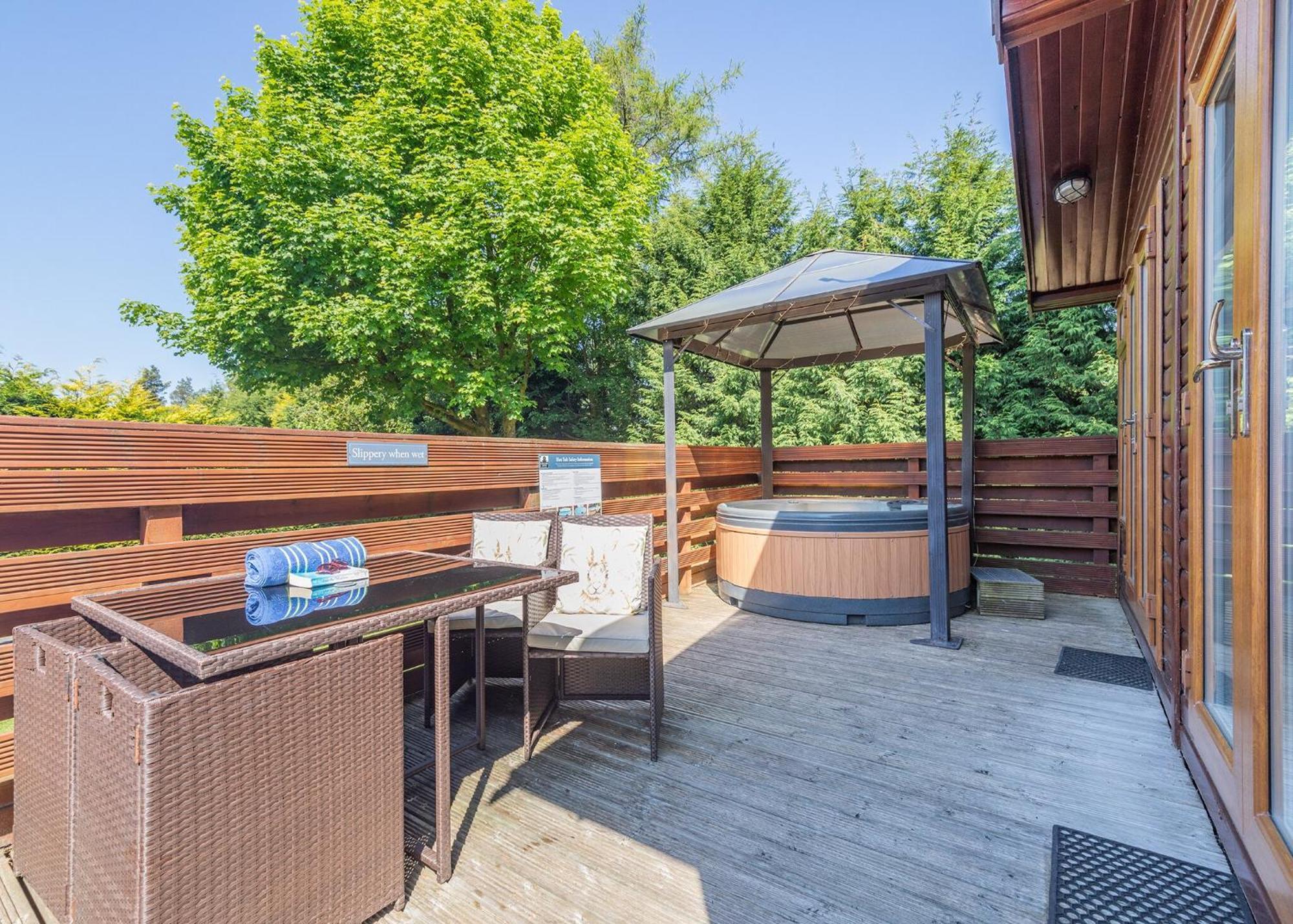 Longnor Wood Holiday Park Dış mekan fotoğraf